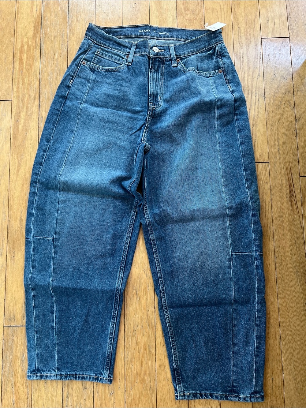 Old Navy Women’s Barrel Leg Jeans